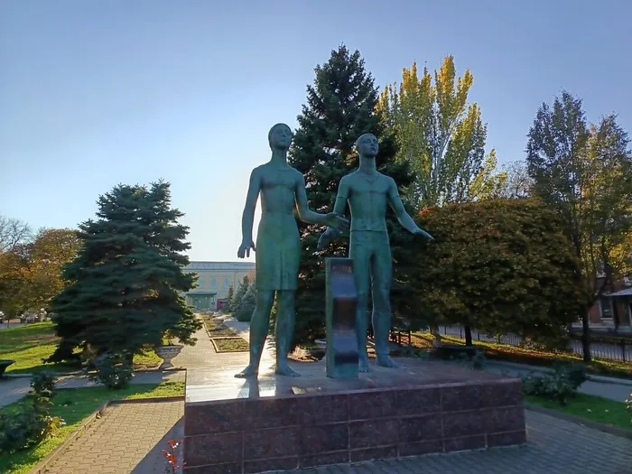 02_И НОВЫЙ МИР